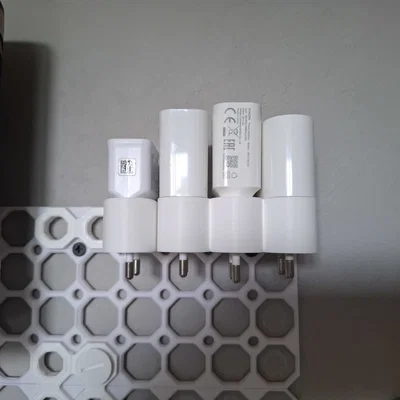 Giá treo củ sạc USB cho hệ thống Multiboard gọn gàng