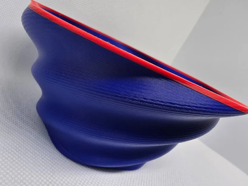 Tô Đựng Đồ Twisted Ripple – Vành Hai Màu - Image 3