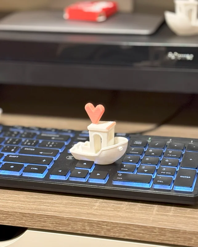 Mô hình in 3D Benchy Heart - Biến tấu đáng yêu cho góc làm việc