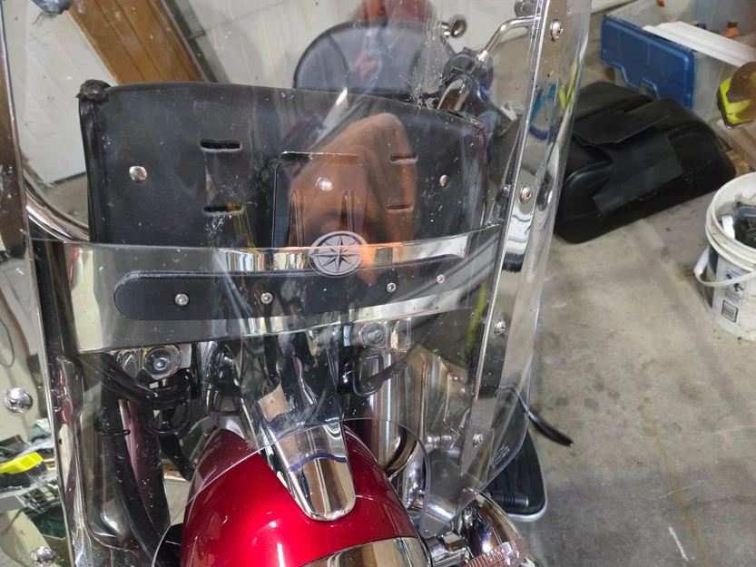 Ngàm gắn túi kính chắn gió cho xe Yamaha V Star (OEM) - Image 1