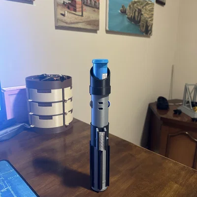 Light Saber M&M Holder: Mô hình kiếm ánh sáng đựng kẹo độc đáo