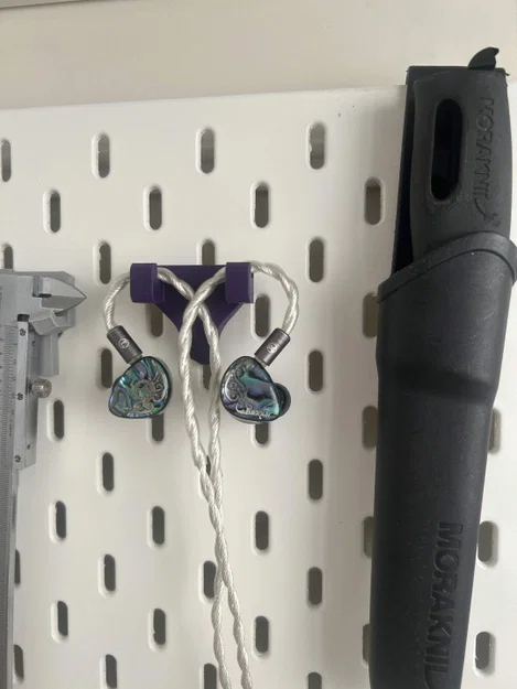 Giá treo tai nghe IEM gắn bảng IKEA SKÅDIS in 3D tiện lợi - Image 2