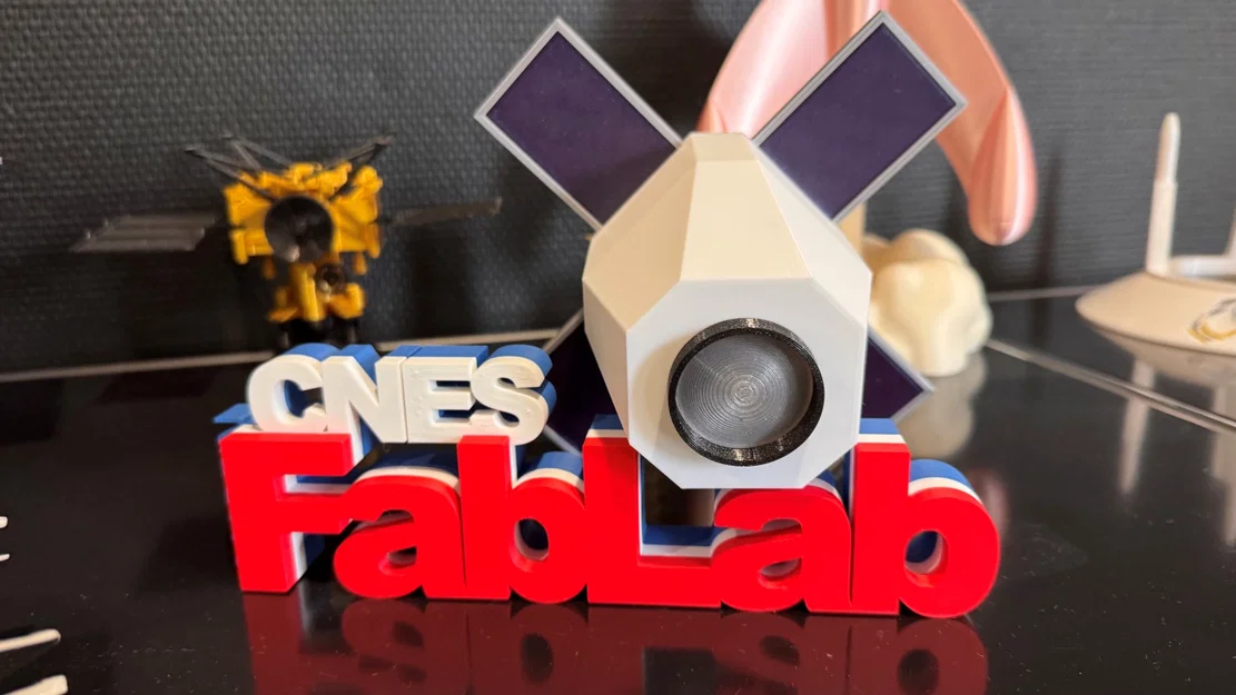 Mô hình vệ tinh CSO (đơn giản hóa bởi CNES FabLab) - Image 1