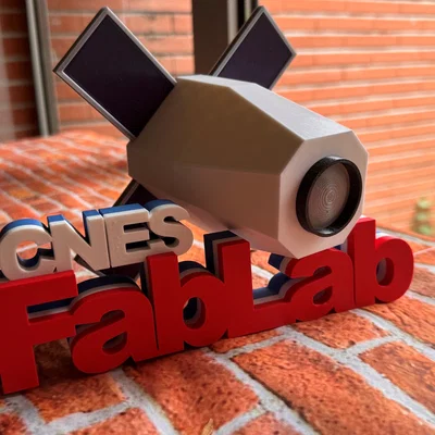 Mô hình vệ tinh CSO (đơn giản hóa bởi CNES FabLab)
