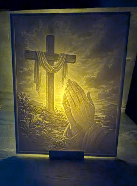 Lithophane Đức Tin Trong Ánh Sáng (Faith in the Light) - Image 3