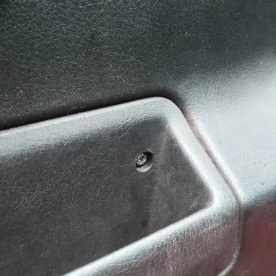 Chốt nhựa vuông thay thế cho cửa xe Opel Calibra (Opel Calibra Door Dowel)