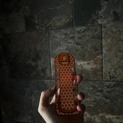 Thẻ đánh dấu trang (Bookmark) thiết kế theo phong cách Fusion 360