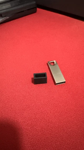 Nắp bảo vệ USB Elegoo - In 3D phụ kiện bảo vệ cổng USB - Image 1