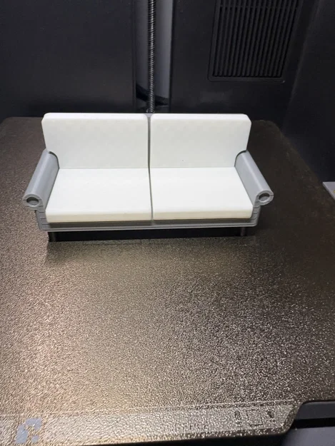 Sofa Mini Cho Nhà Búp Bê - Image 1