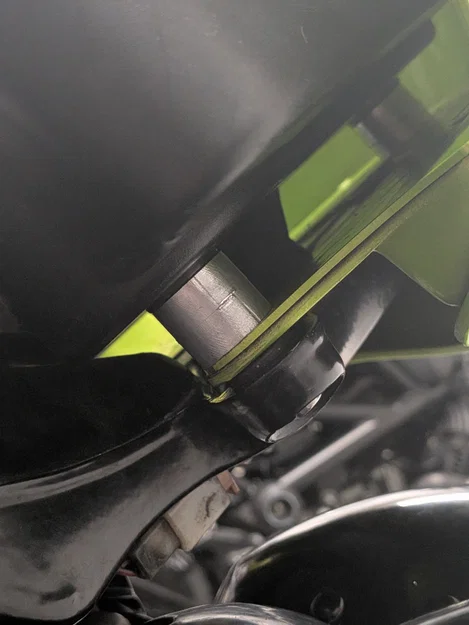 Miếng đệm bảng đồng hồ Triumph Speed Triple 955i/T509 (cho bộ LSL Superbike Kit) - Image 1