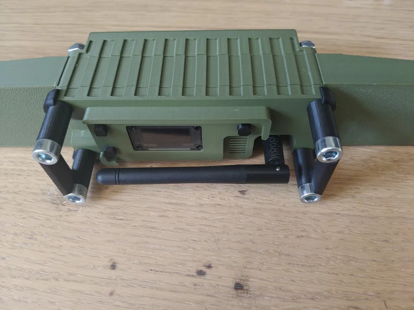 Tai gắn tủ rack cho bộ đàm Heltec V4 - Image 7