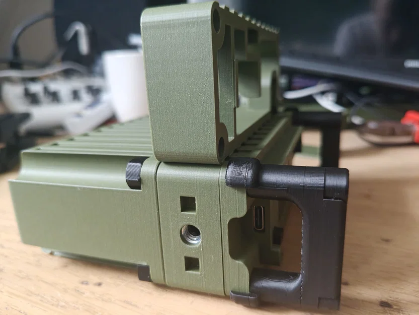 Vỏ hộp radio quân sự cho Heltec V4 - Image 16