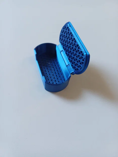 Hộp bảo vệ dao cạo râu đa năng với bản lề filament - Image 3
