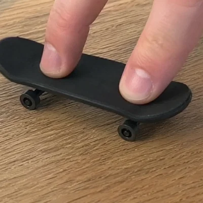 Mô hình ván trượt tay Finger Skateboard in 3D độc đáo