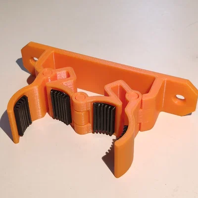 Giá treo chổi thông minh Grippy Broom Holder