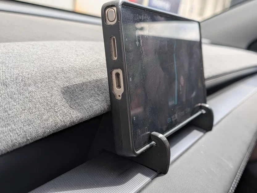 Giá đỡ điện thoại Tesla (Model Y Juniper & Model 3 Highlander) - Image 3