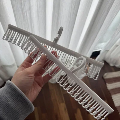 Móc Treo Tất Đa Năng - Giải Pháp Sắp Xếp Đồ Gia Dụng Tiện Lợi