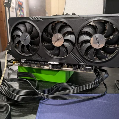 Khung Đỡ Kiểm Tra Mainboard mATX (Benchtable) Tiện Dụng Cho Dân Build PC