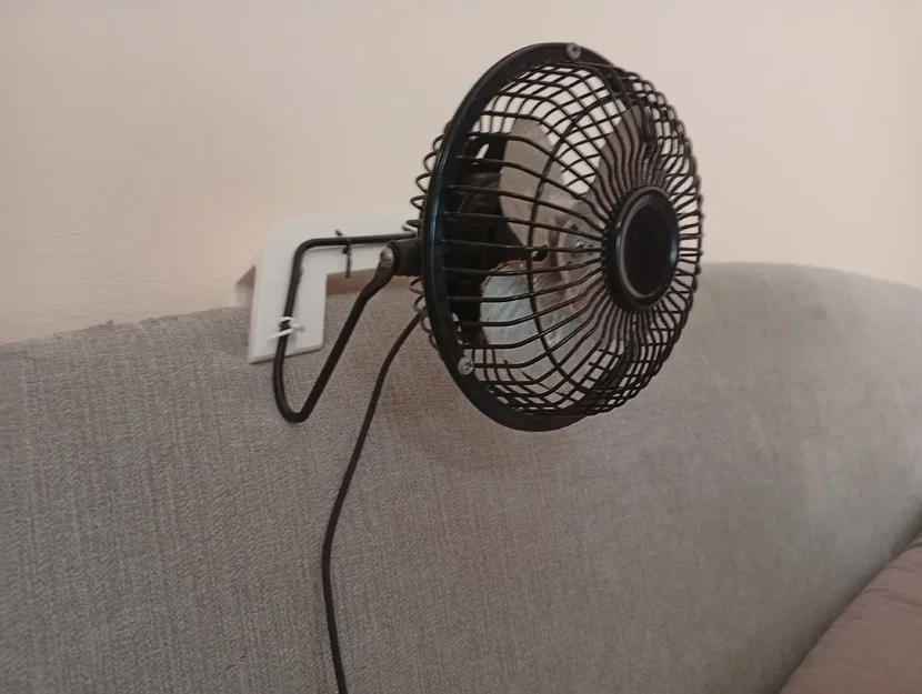 Giá treo quạt USB gắn đầu giường Fan Holder v6 tiện lợi - Image 1