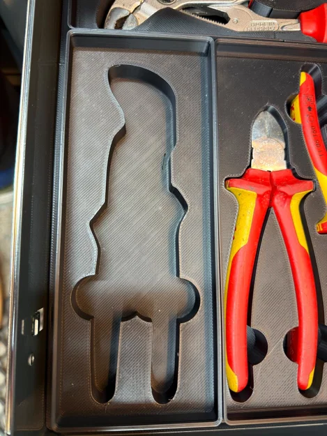 Khay Gridfinity cho kìm Knipex 86 05 130 - Image 2