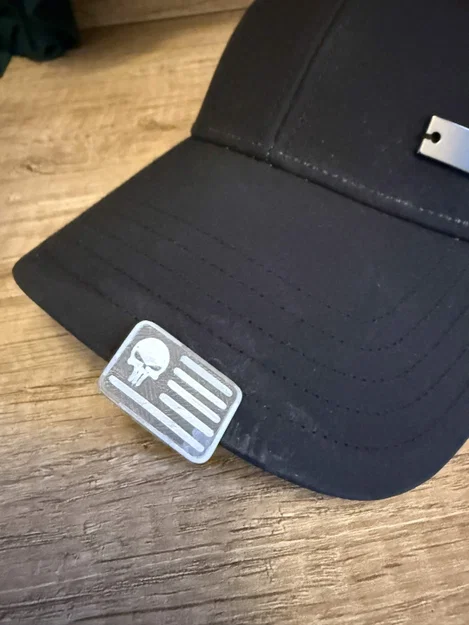 Kẹp Mũ Cap Clip – Hình Punisher (Chỉ 3g) - Image 1