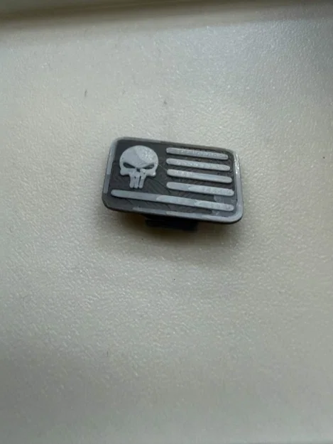 Kẹp Mũ Cap Clip – Hình Punisher (Chỉ 3g) - Image 2