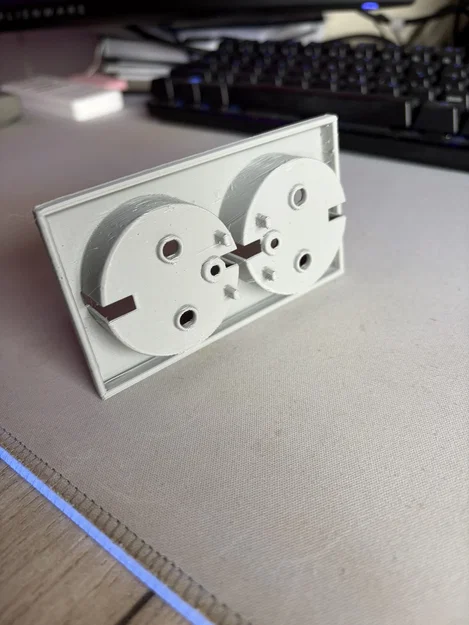 Mặt nạ thay thế cho ổ cắm điện đôi Makel - Tự in 3D sửa chữa - Image 2