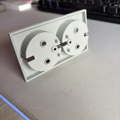 Mặt nạ thay thế cho ổ cắm điện đôi Makel - Tự in 3D sửa chữa