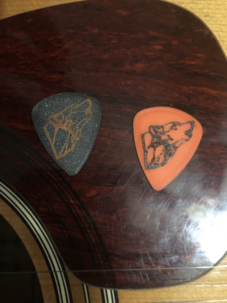 Phím gảy guitar hình Sói (Wolf Guitar Pick) - Image 1