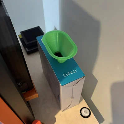 Phễu hứng nhựa thừa (Poop) 3D cho hộp Sunlu tiện lợi
