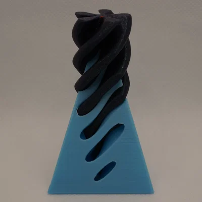 Kim tự tháp xoắn ốc - Mô hình đồ chơi Fidget độc đáo in 3D
