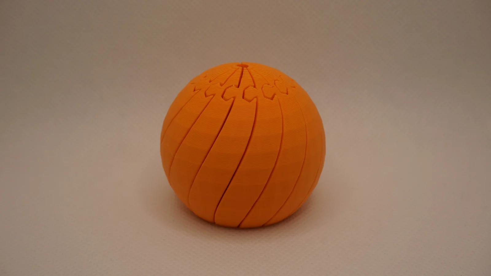 Mô hình quả cầu xoay giải trí Twisty Ball Fidget in 3D 1