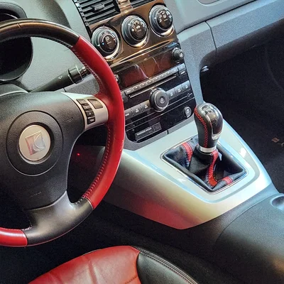 Khung bao da cần số cho xe Saturn Sky