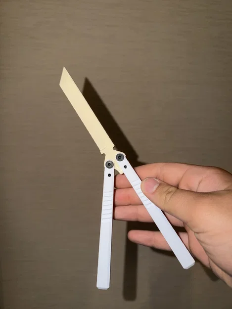 Mô hình dao bướm tập luyện 3D Easy Butterfly Knife dễ lắp ráp - Image 2