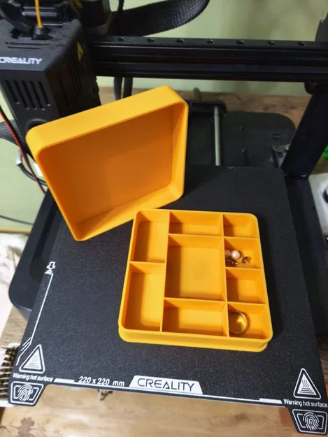 Hộp đựng đồ nhỏ kèm nắp 120x120 - Image 1