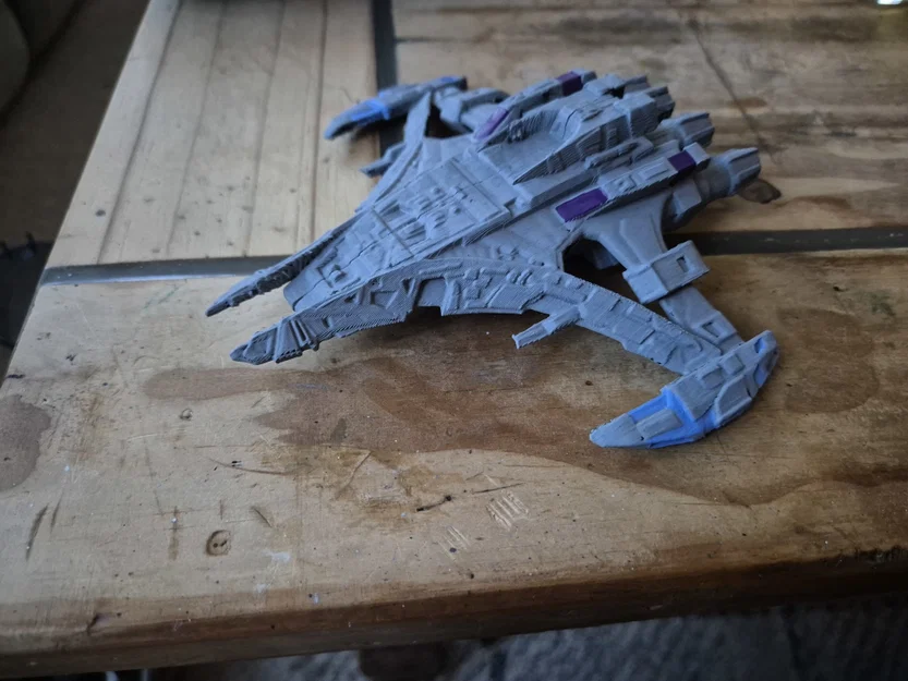 Mô hình tàu chiến Jem'Hadar - Chỉ huy Hạm đội Dominion - Image 2