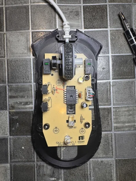 DeathAdder Essential - Tùy biến lại vỏ chuột (Custom shell) - Image 3