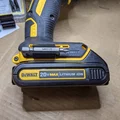 Giá gắn đầu vít lục giác 1/4 inch cho máy khoan DeWalt - Thumbnail 1
