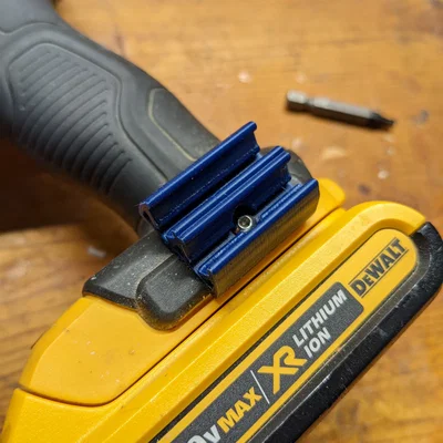 Bộ kẹp giữ 2 đầu vít cho máy khoan và máy vặn vít DeWalt