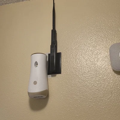 Giá gắn tường cho bộ điều khiển Zigbee SMLIGHT SLZB06
