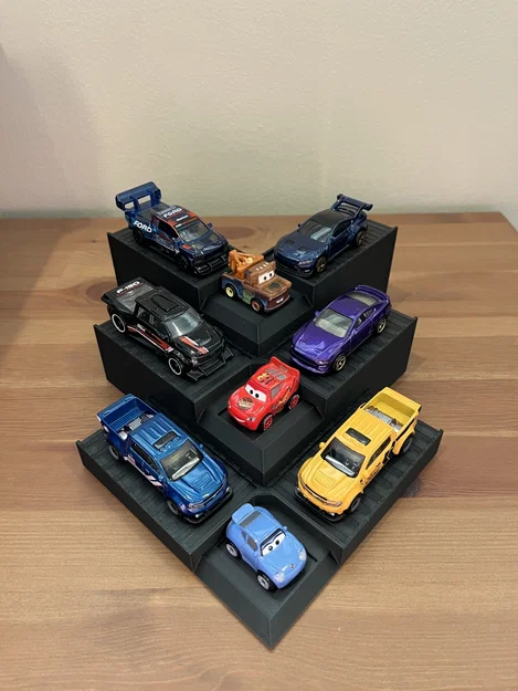 Kệ trưng bày xe mô hình Hot Wheels/Matchbox dạng lắp ghép hình Chevron - Image 2
