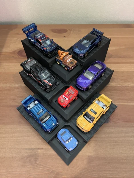 Kệ trưng bày xe mô hình Hot Wheels/Matchbox dạng lắp ghép hình Chevron - Image 3