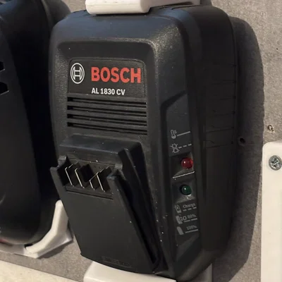 Giá treo tường cho bộ sạc pin Bosch AL1830CV tiện dụng