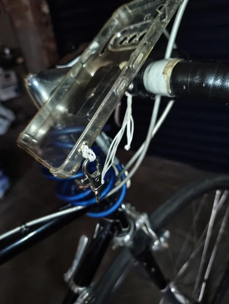 Giá đỡ điện thoại xe đạp tích hợp nam châm tiện lợi (Bike phone mount) - Image 3