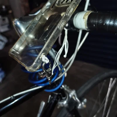 Giá đỡ điện thoại xe đạp tích hợp nam châm tiện lợi (Bike phone mount)