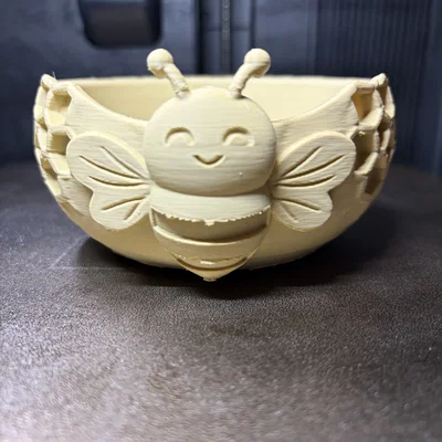 Bee Candy Bowl – Giỏ Đựng Kẹo Hình Tổ Ong Siêu Đáng Yêu