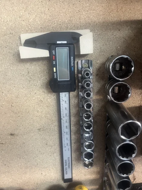 Giá treo tường cho thước kẹp Vernier - Image 1