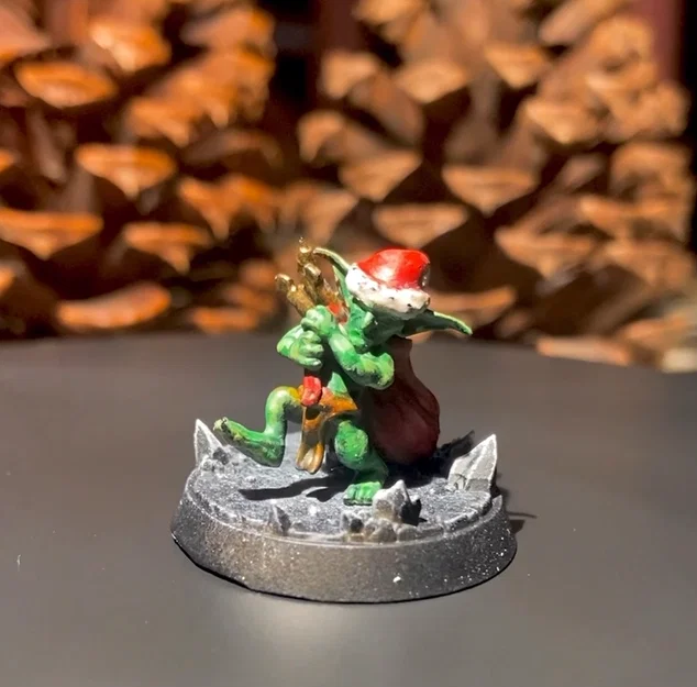 Goblin Yule-Sacker – Mô hình STL Goblin Giáng sinh miễn phí – 28mm Fantasy - Image 1