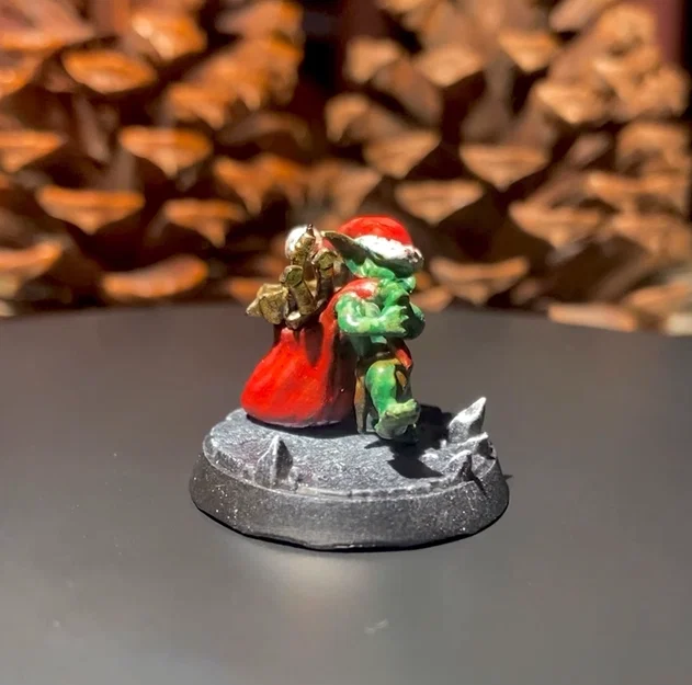 Goblin Yule-Sacker – Mô hình STL Goblin Giáng sinh miễn phí – 28mm Fantasy - Image 2