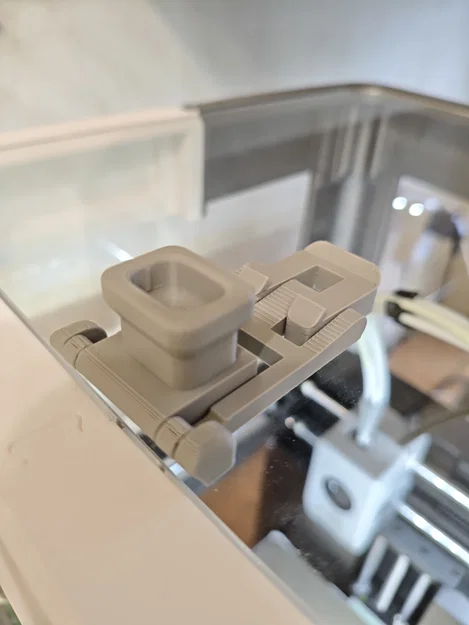 Tay nắm nắp đậy có chân dựng cho máy in 3D Flashforge AD5X - Image 2